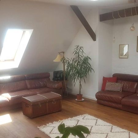 Helle Dachgeschosswohnung Fuer 8 Personen In Zentraler Lage 베를린 외부 사진